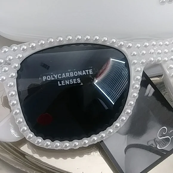 SimplyVita sunglasses